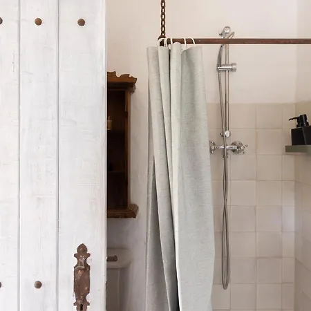 Arrabida Getaway - Jacuzzi & Mountain Views * 세투발