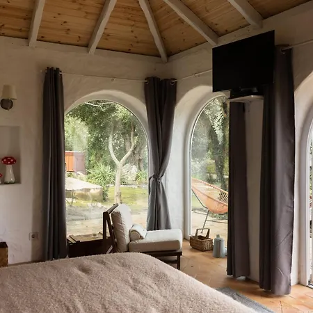 Arrabida Getaway - Jacuzzi & Mountain Views * 세투발