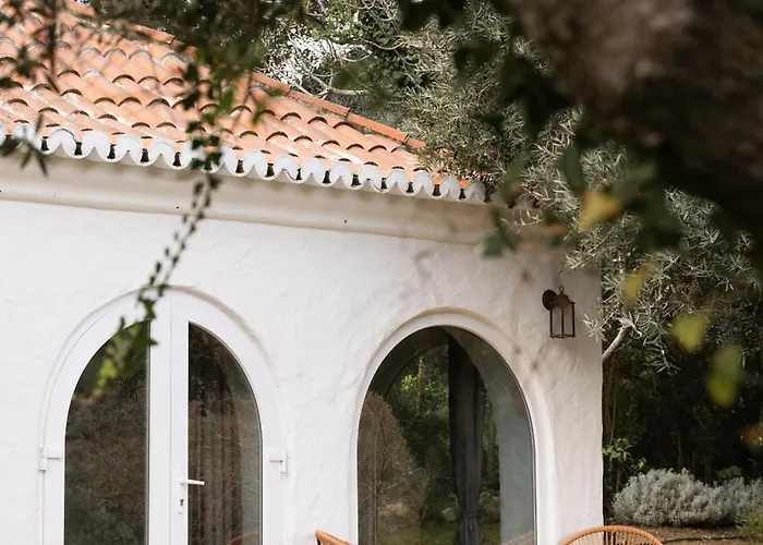 Arrabida Getaway - Jacuzzi & Mountain Views *